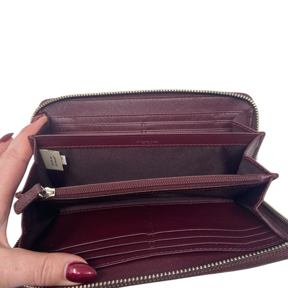 Coach Darcy Burgundy Grosgrain Leather Bow Accordion Zip-Around Wallet Org $275 - Picture 6 of 9
